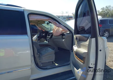 2015 GMC Yukon Denali z USA, uszkodzony, nr VIN 1GKS2CKJ3FR635474